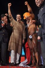 Uddhav Thackeray at Mr Universe contest in Andheri Sports Complex on 6th Nov 2011 (1).JPG